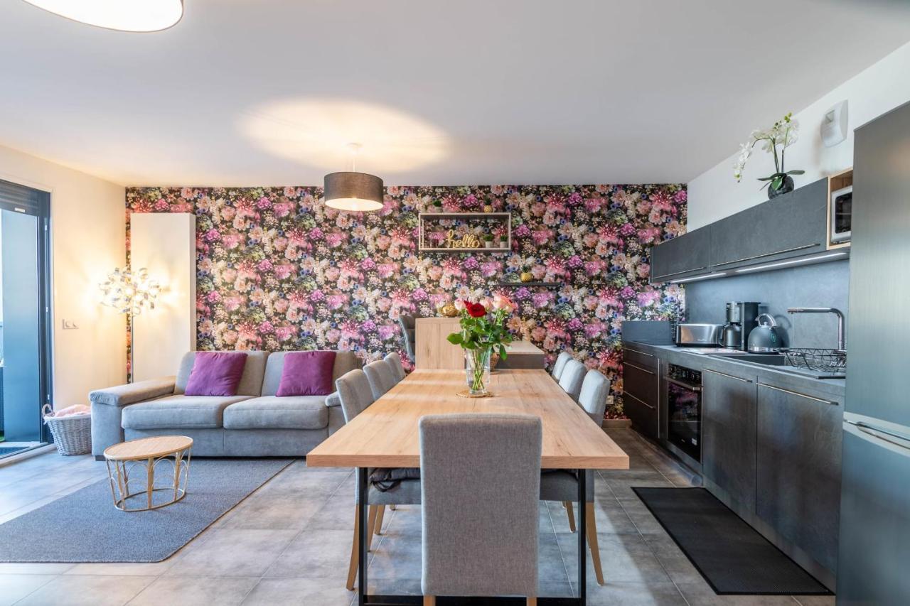 Appartamento Vire Moulin Furnished Flat Annecy Esterno foto