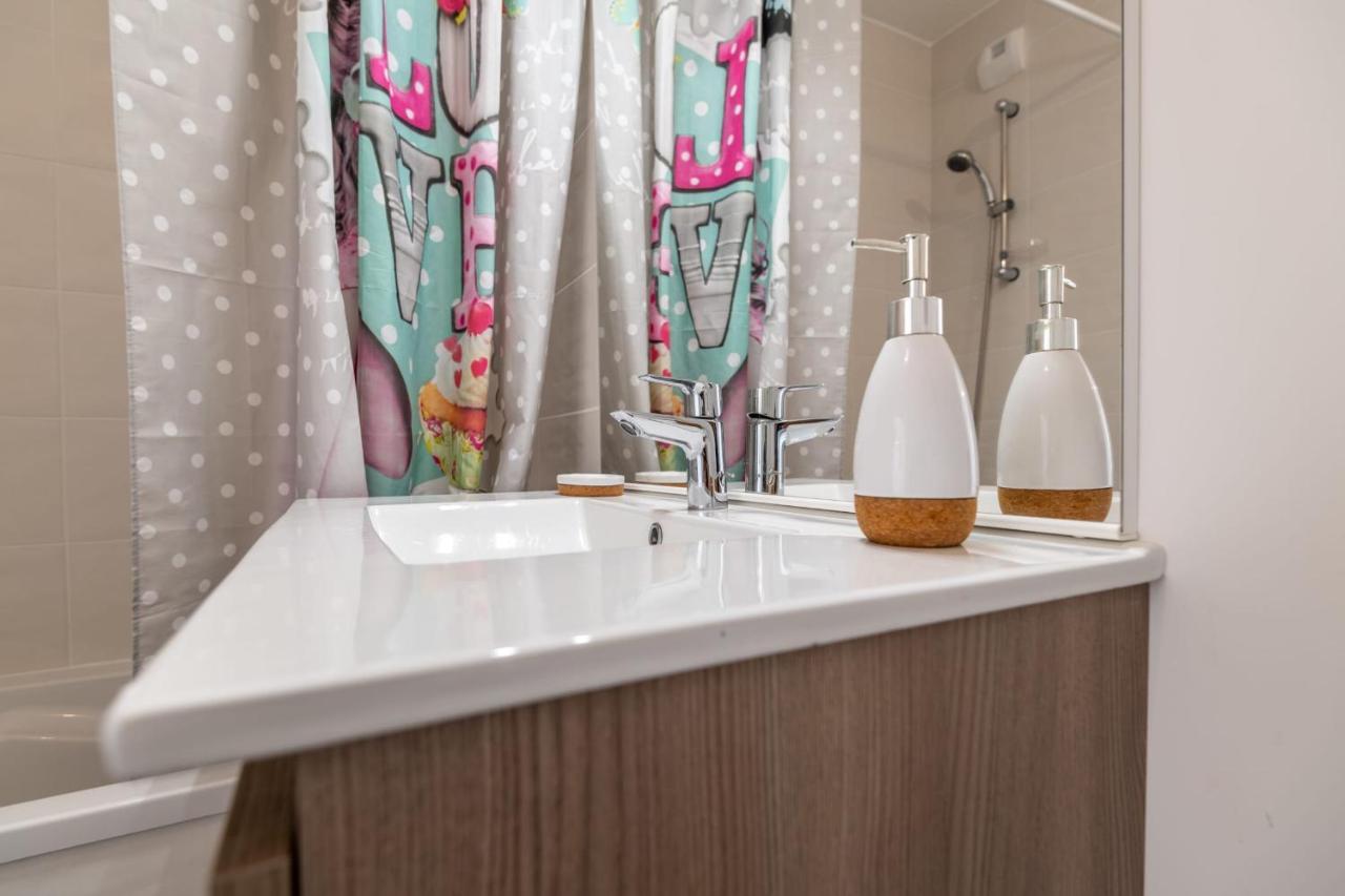 Appartamento Vire Moulin Furnished Flat Annecy Esterno foto